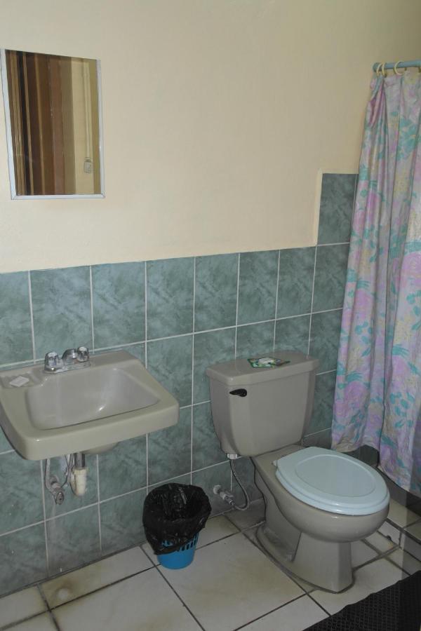 מנאגווה Hostal Nicaragua Guest House מראה חיצוני תמונה