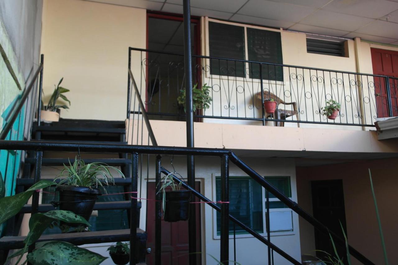 מנאגווה Hostal Nicaragua Guest House מראה חיצוני תמונה