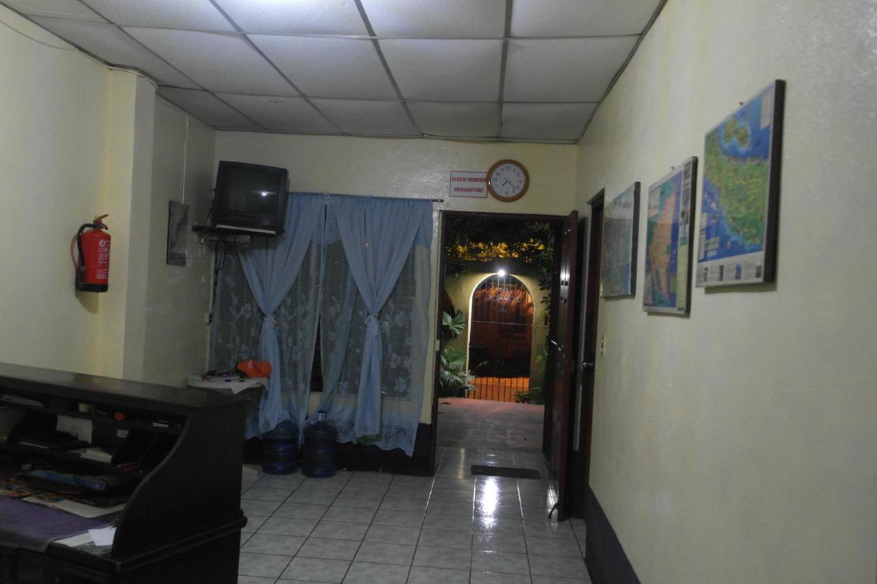 מנאגווה Hostal Nicaragua Guest House מראה חיצוני תמונה