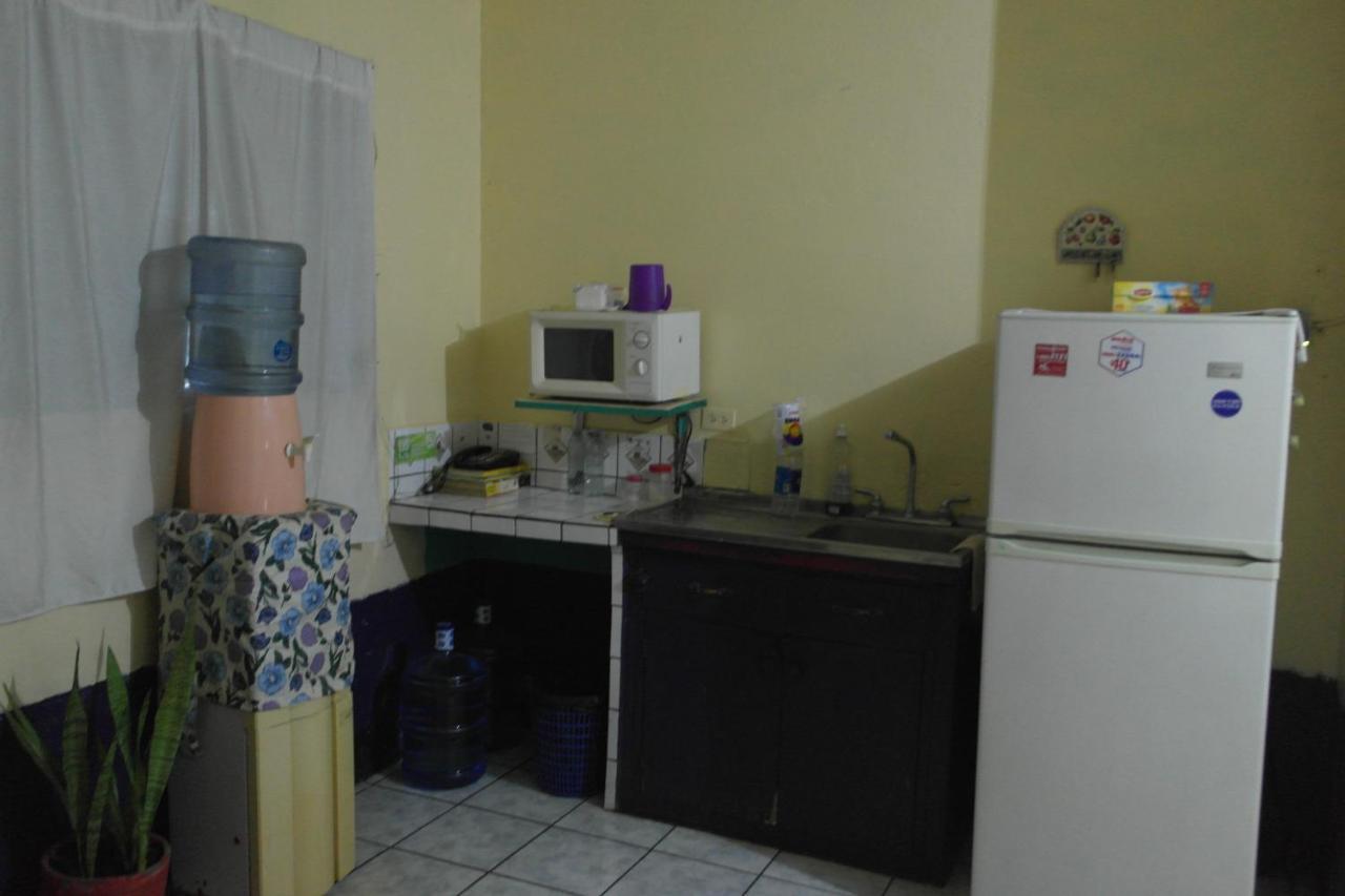 מנאגווה Hostal Nicaragua Guest House מראה חיצוני תמונה